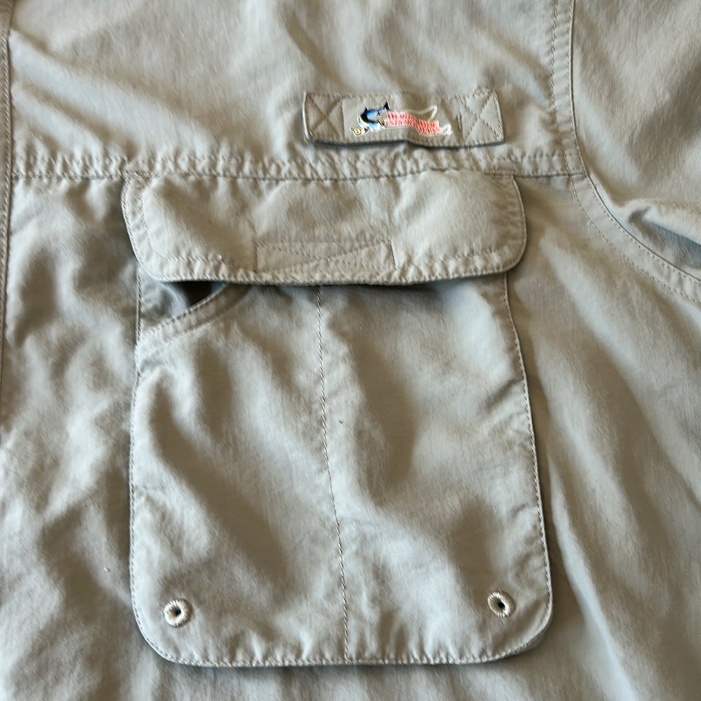 🎣 Bass Pro Shops Sage Green Casual Button Down Lightweight Shirt - Picture 2 of 10